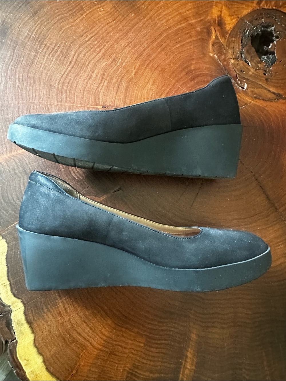 Vionic Black Women's Classic Ballet Flats - Picture 5 of 6